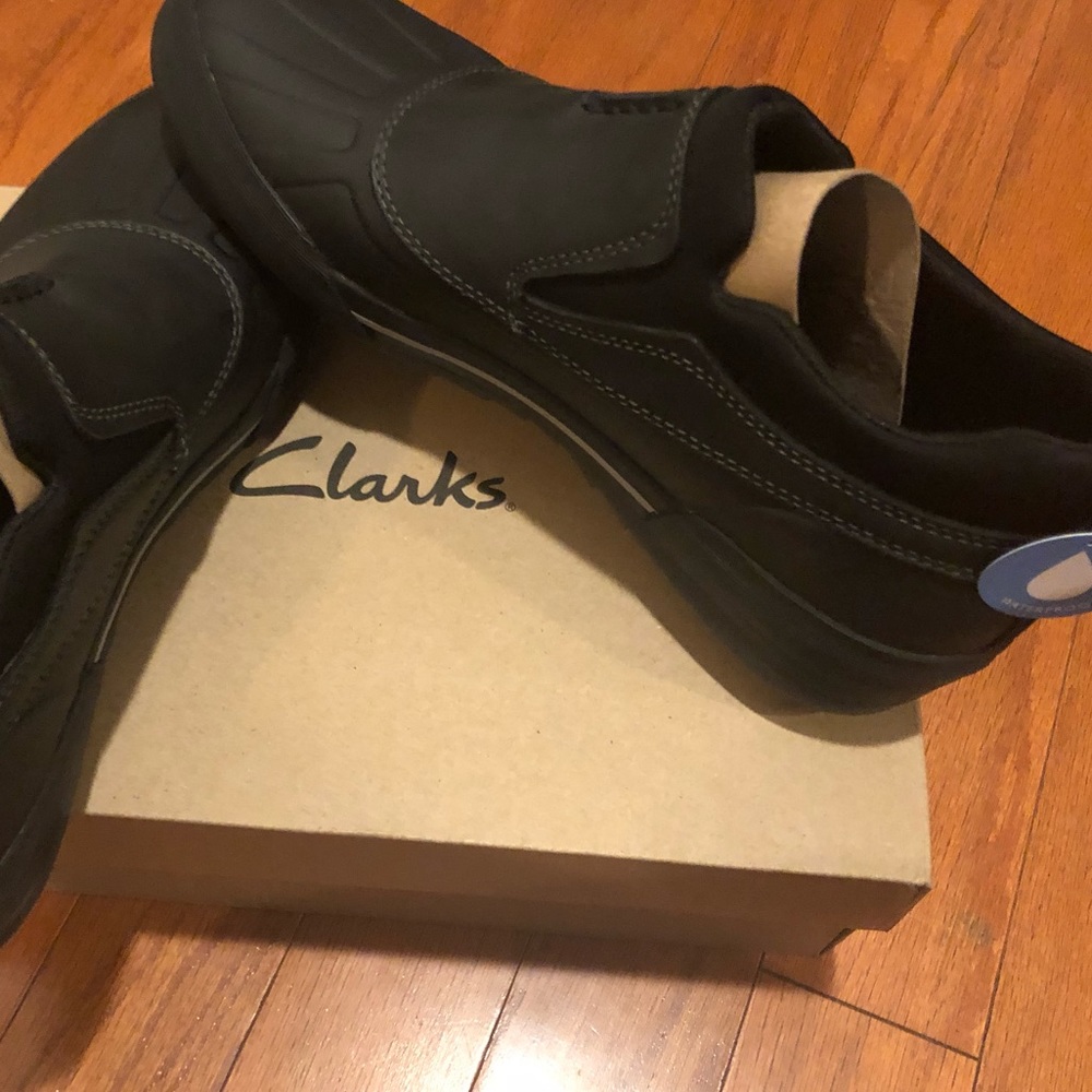 Clarks Men's Bowman - Leather Black color- NWT 9.5